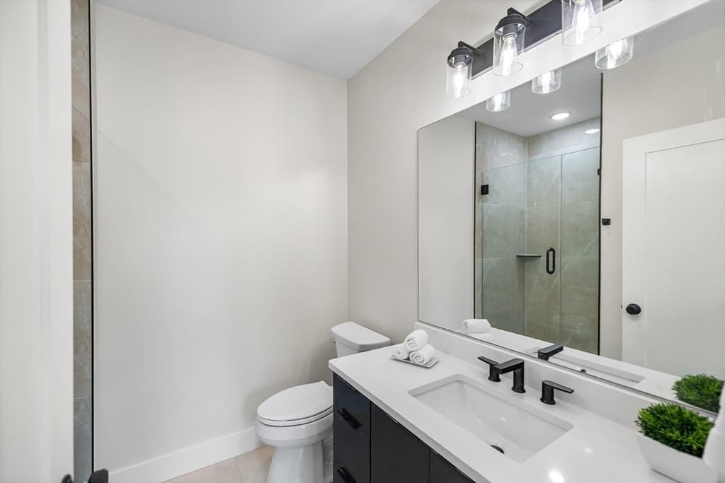 Condominium at 115 Thurston St # G, Somerville MA 02145, photo 21 of 41
