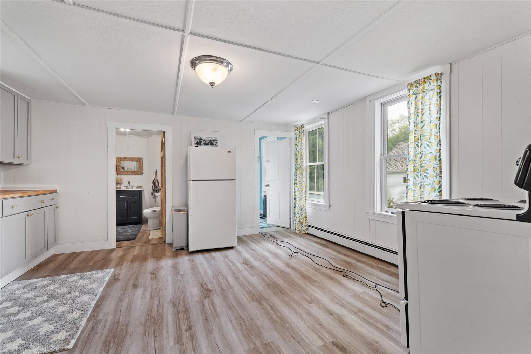 Multi Family at 16 North Main Street, West Boylston MA 01583, photo 25 of 42