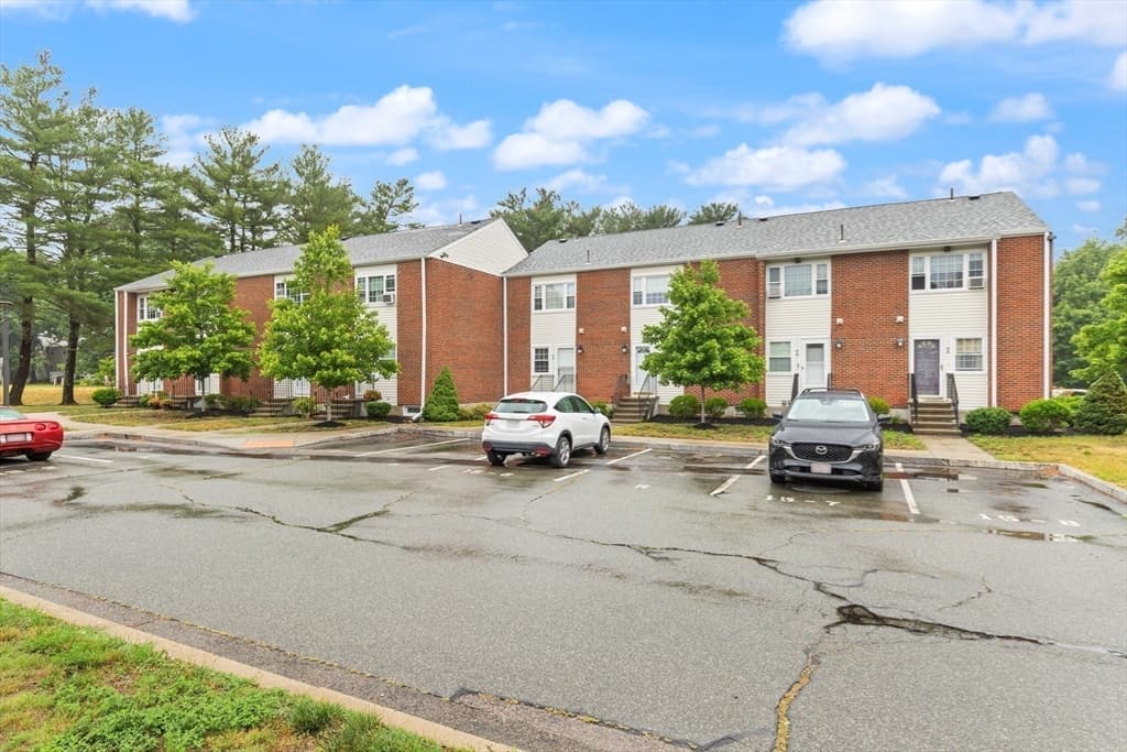 Condominium at 41 Foundry Street # 3, Easton MA 02375, Easton, photo 16 of 37