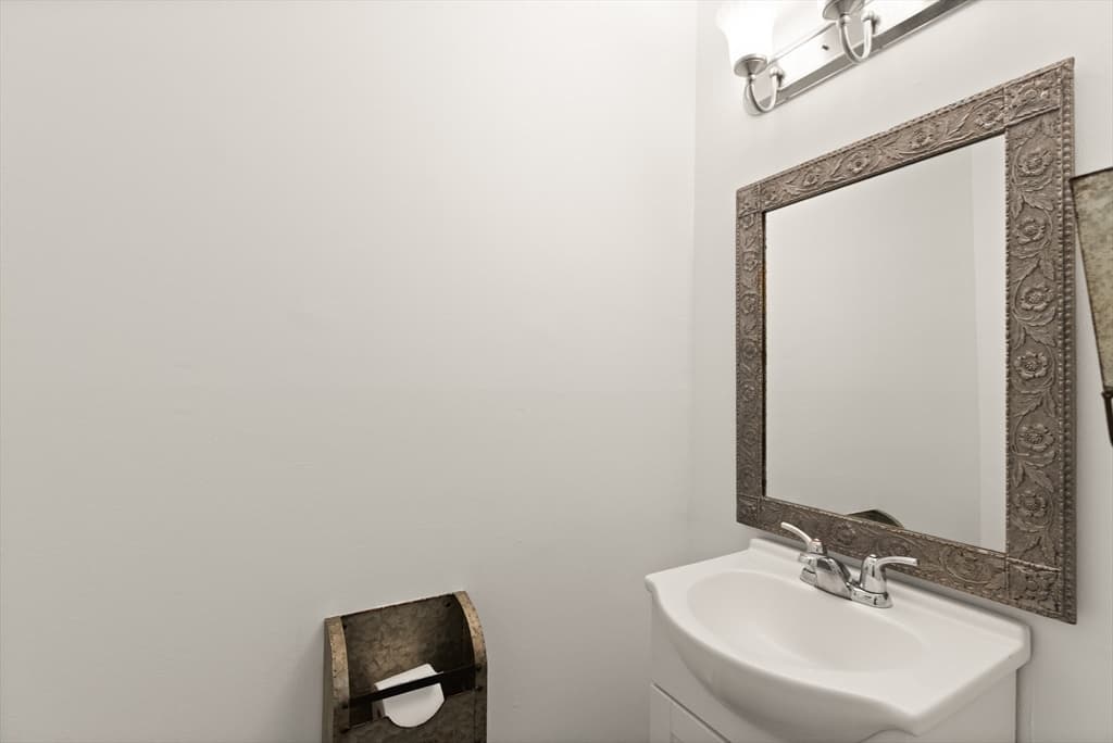 Condominium at 41 Foundry Street # 3, Easton MA 02375, Easton, photo 33 of 37