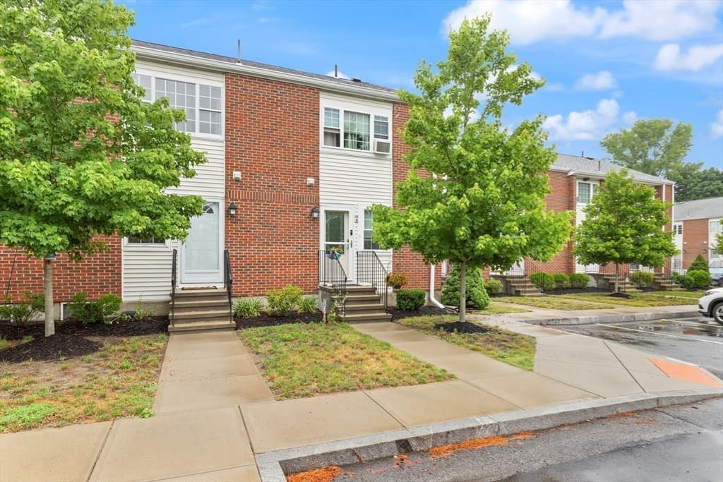 Condominium at 41 Foundry Street # 3, Easton MA 02375, Easton, photo 14 of 37