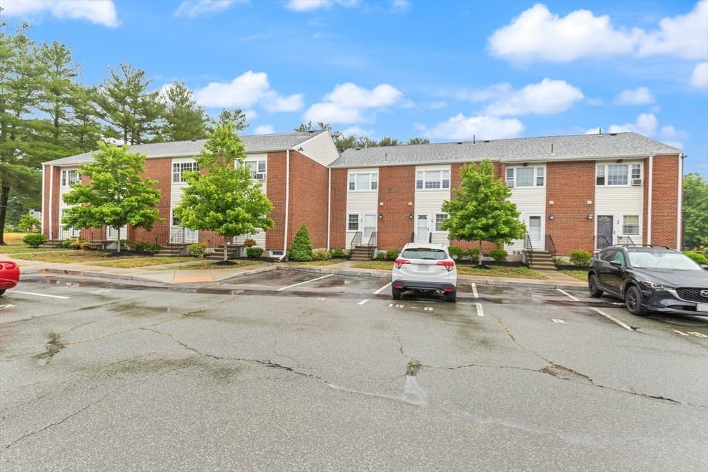 Condominium at 41 Foundry Street # 3, Easton MA 02375, Easton, photo 15 of 37