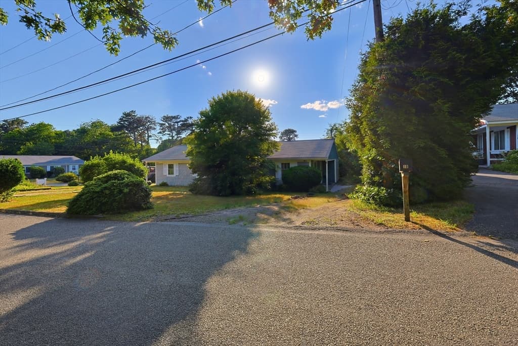 18 Cobb Ave # 18, Yarmouth MA 02675