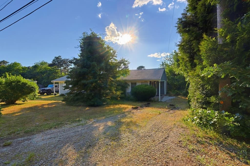 Condominium at 18 Cobb Ave # 18, Yarmouth MA 02675, Yarmouth, photo 28 of 29