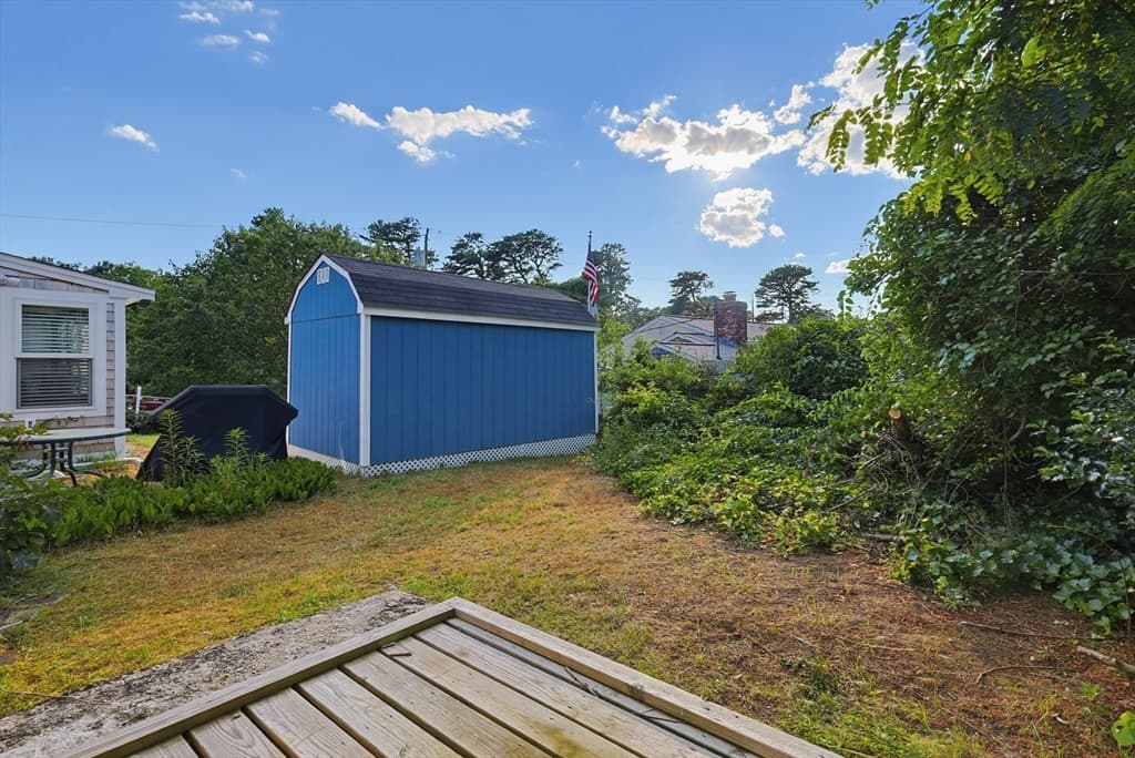 Condominium at 18 Cobb Ave # 18, Yarmouth MA 02675, Yarmouth, photo 20 of 29