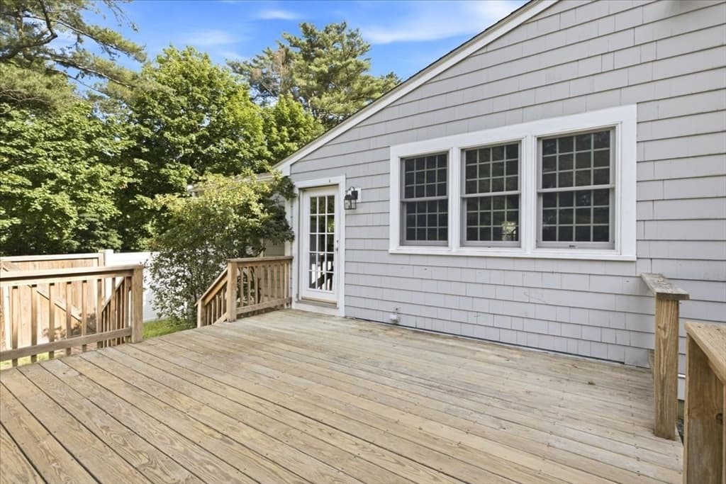 Single Family Residence at 320 First Parish Rd, Scituate MA 02066, photo 30 of 34