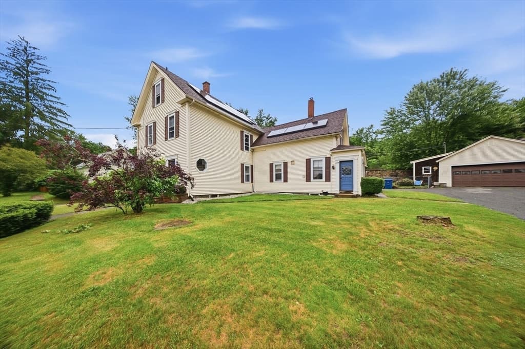 Single Family Residence at 2 Mill St, Brookfield MA 01506, Brookfield, photo 3 of 34