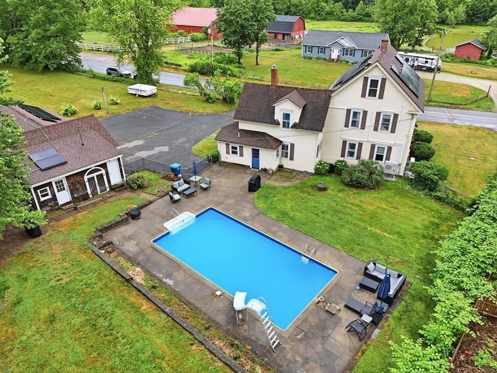 Single Family Residence at 2 Mill St, Brookfield MA 01506, Brookfield, photo 4 of 34