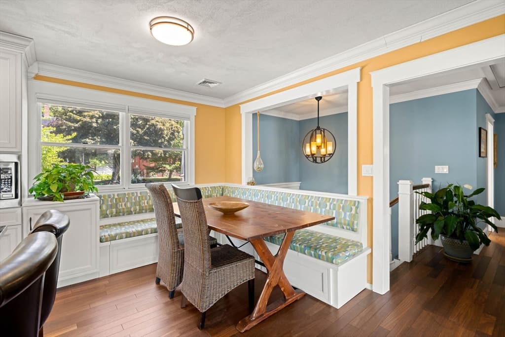 425 Main St, Amesbury MA 01913 photo 6