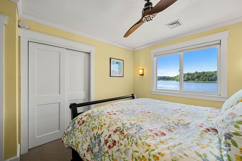 425 Main St, Amesbury MA 01913 photo 24