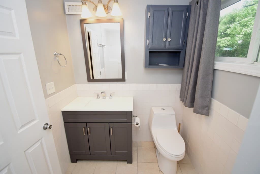 Single Family Residence at 302 Lake Street, Shrewsbury MA 01545, photo 27 of 42