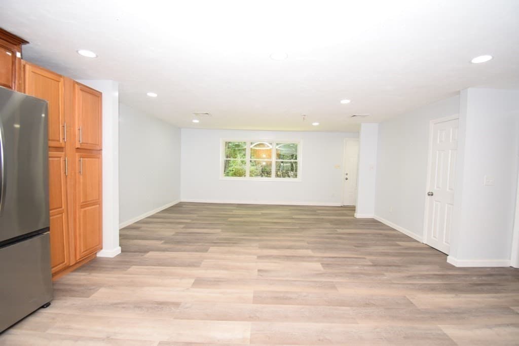 Single Family Residence at 302 Lake Street, Shrewsbury MA 01545, photo 38 of 42