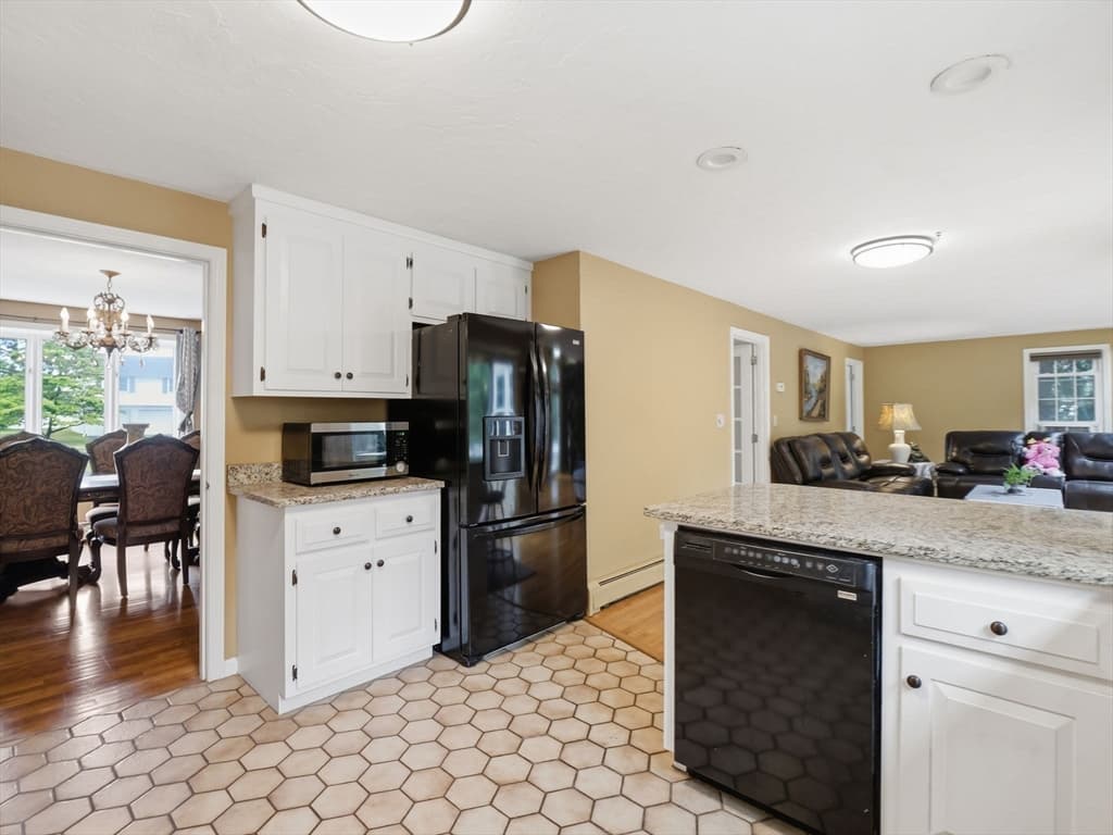 293 Davis Street, Northborough MA 01532 photo 14