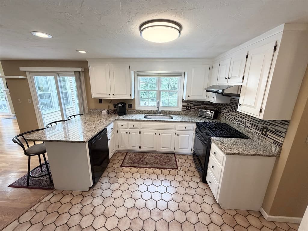 293 Davis Street, Northborough MA 01532 photo 11