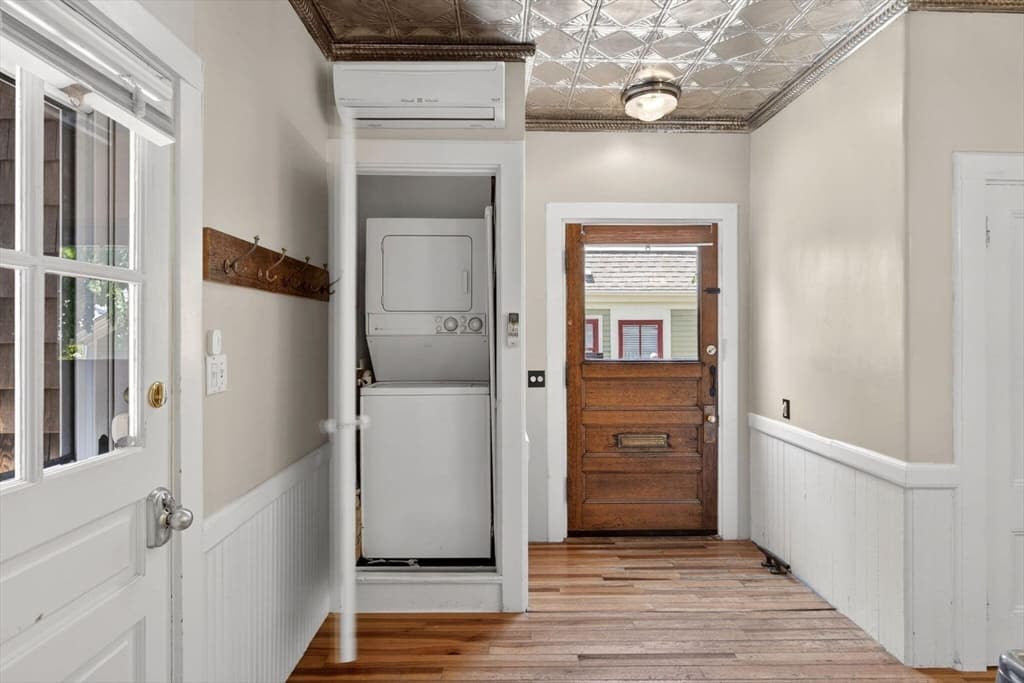 Condominium at 162 Bradford Street Unit 1, Provincetown MA 02657, Provincetown, photo 16 of 26