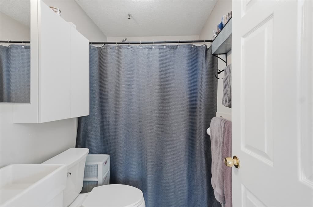 Condominium at 219 Central St # 3E, Lowell MA 01852, Lowell, photo 17 of 22