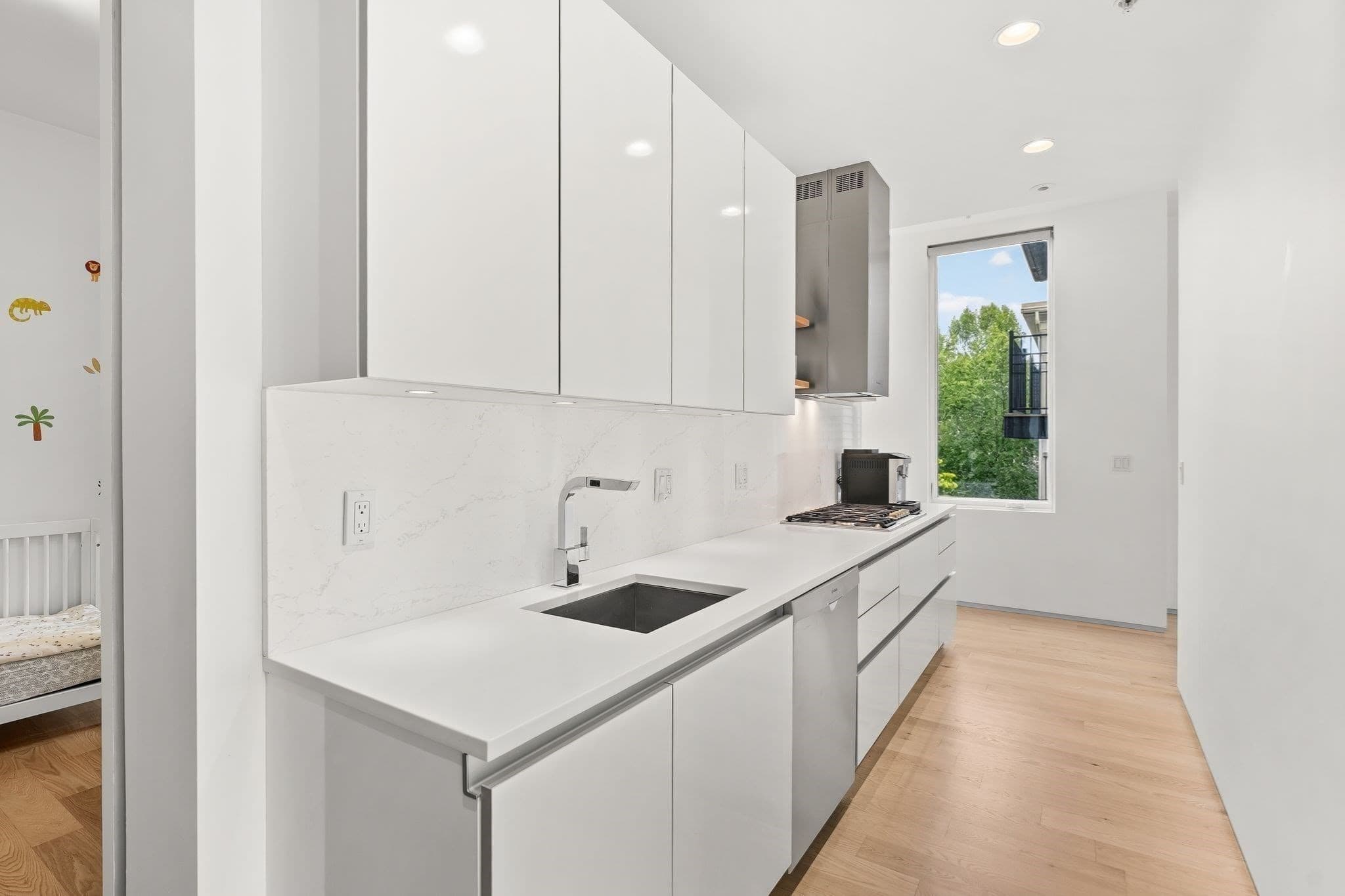 Condominium at 537 E 1st Street # 6, Boston MA 02127, Boston, photo 4 of 26