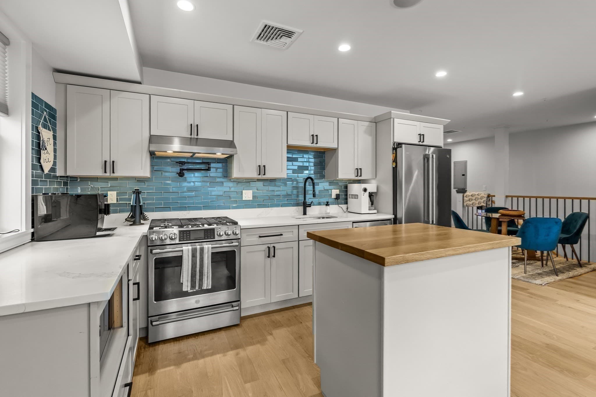 Condominium at 47-R Harvest Street # 4, Boston MA 02125, photo 7 of 24