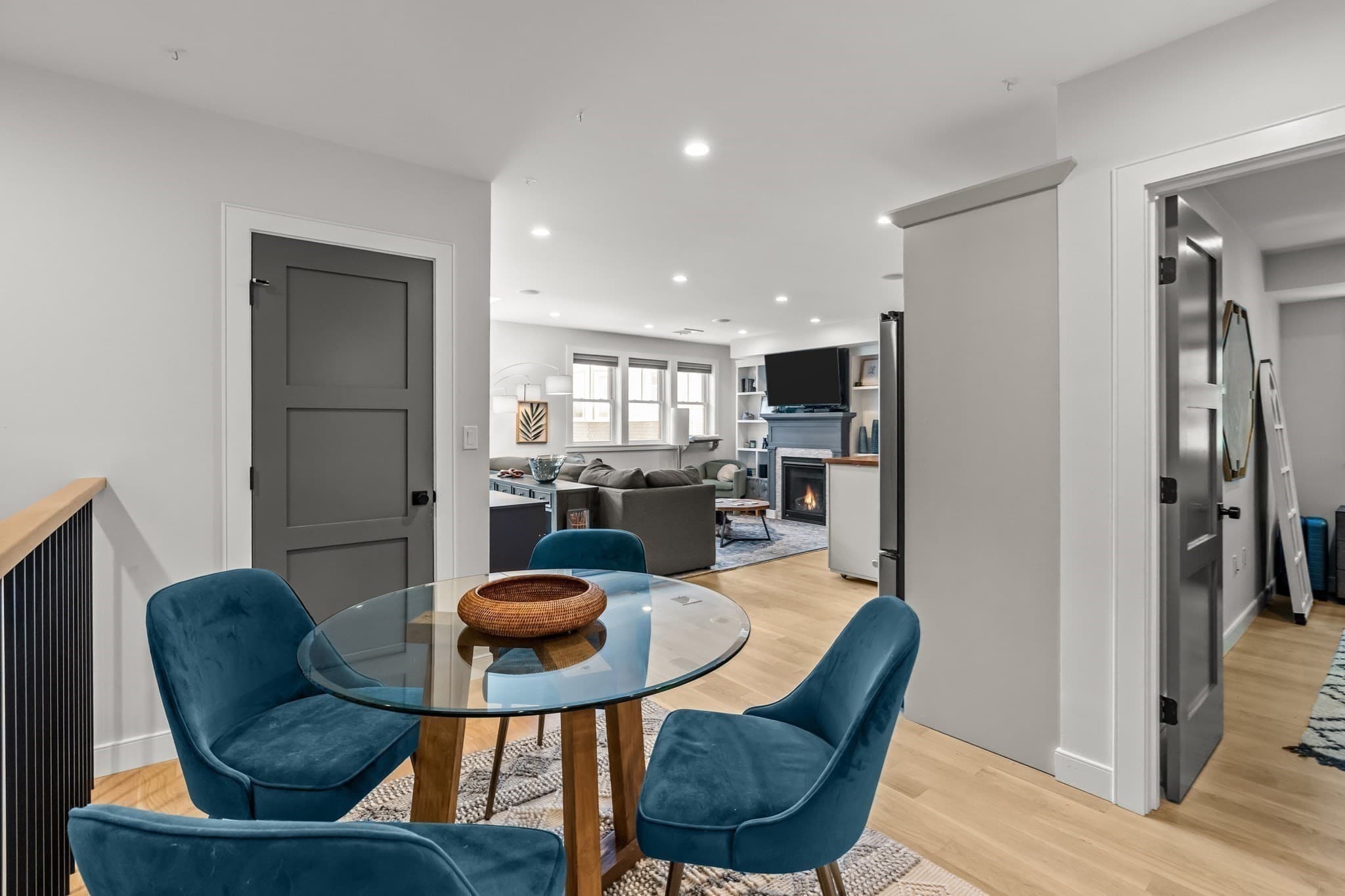 Condominium at 47-R Harvest Street # 4, Boston MA 02125, photo 3 of 24