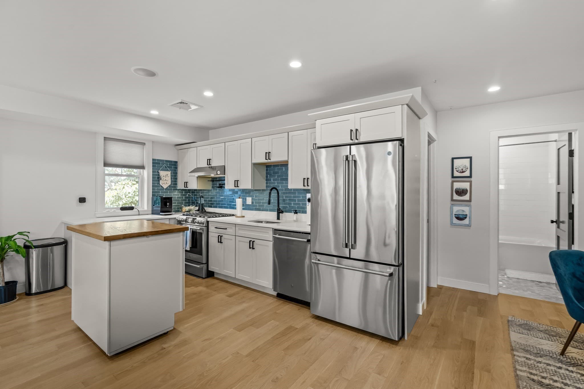 Condominium at 47-R Harvest Street # 4, Boston MA 02125, photo 8 of 24