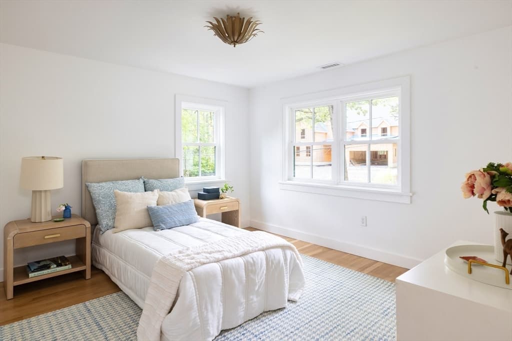 209 Bristol Rd, Wellesley MA 02481 photo 19