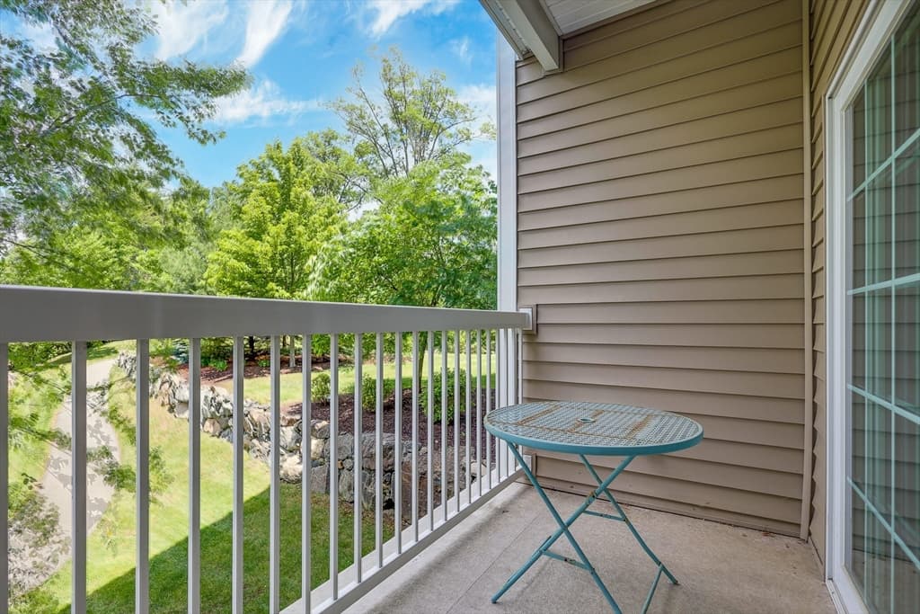 Condominium at 36 Abigail Way # 1009, Reading MA 01867, Reading, photo 18 of 29