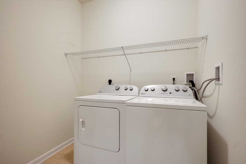 Condominium at 36 Abigail Way # 1009, Reading MA 01867, Reading, photo 19 of 29