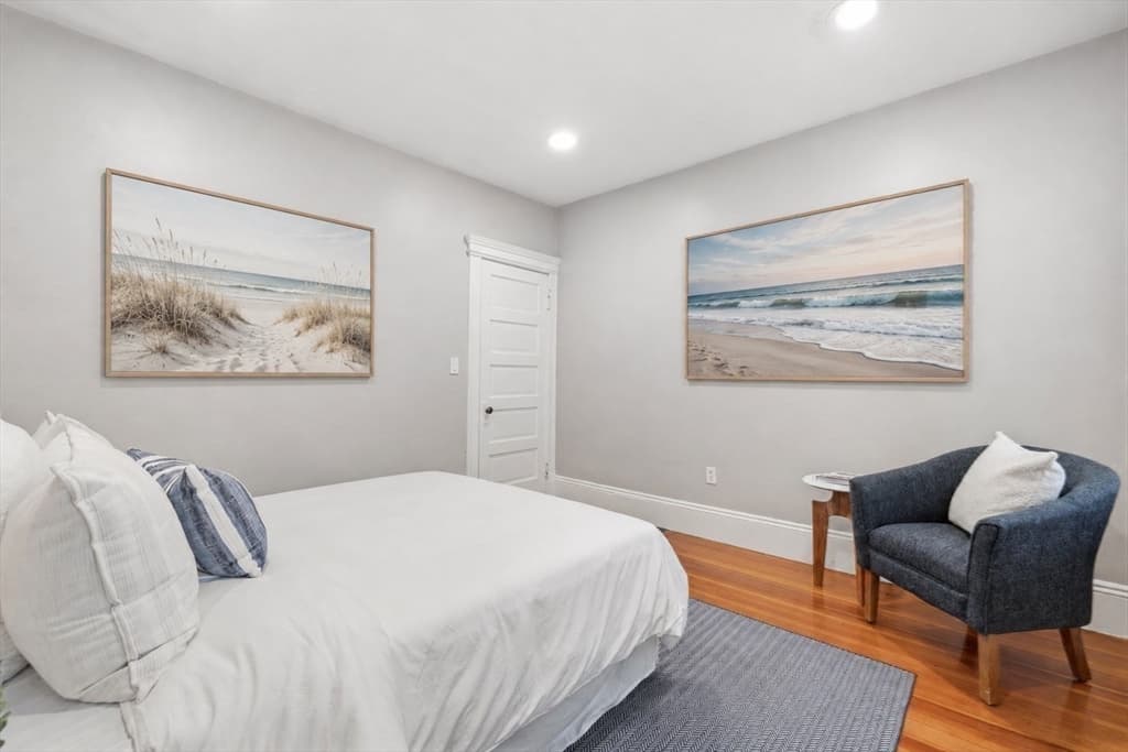 Condominium at 33 Rosemont # A, Boston MA 02122, photo 17 of 23