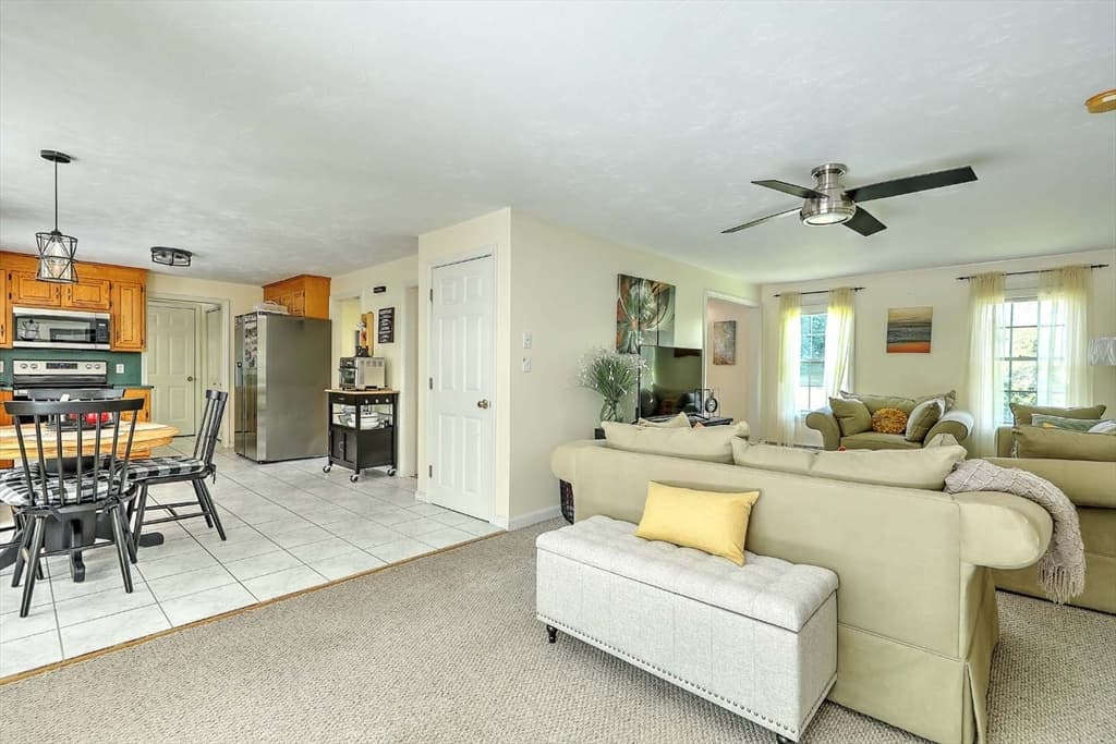 Single Family Residence at 30 Pine Warbler Way, Bellingham MA 02019, Bellingham, photo 7 of 28