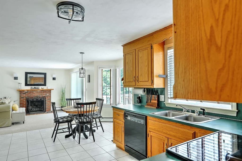 Single Family Residence at 30 Pine Warbler Way, Bellingham MA 02019, Bellingham, photo 11 of 28