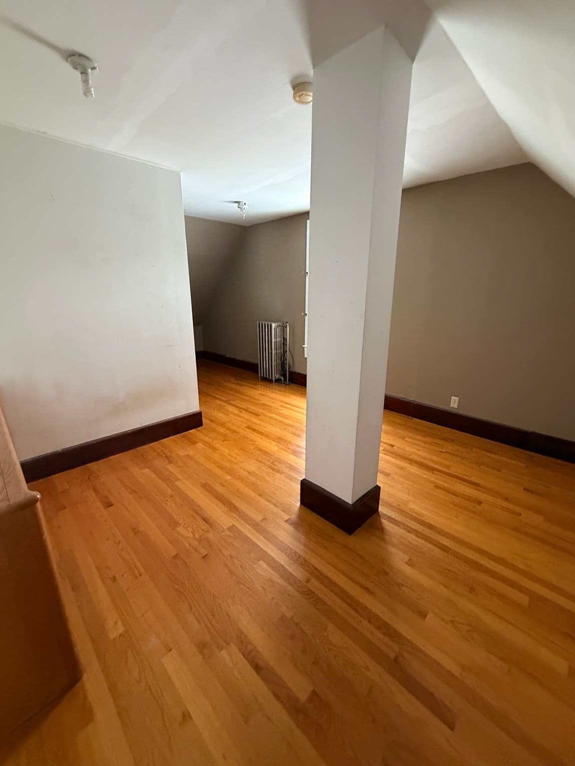 Single Family Residence at 19 Nixon St, Boston MA 02124, Boston, photo 9 of 11