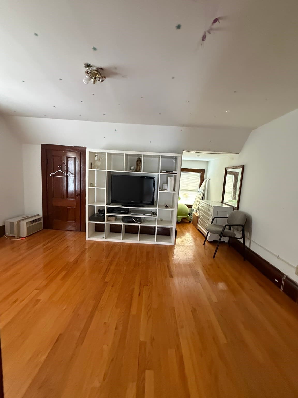 Single Family Residence at 19 Nixon St, Boston MA 02124, Boston, photo 8 of 11