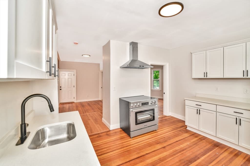 3 Family at 1420 River St, Boston MA 02136, Boston, photo 2 of 37