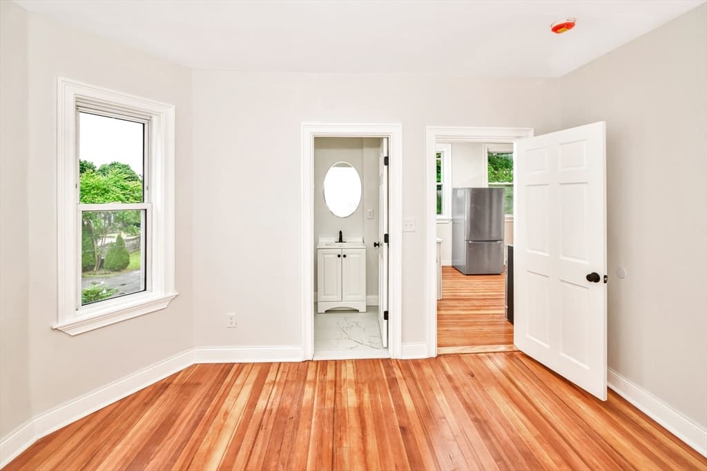 3 Family at 1420 River St, Boston MA 02136, Boston, photo 18 of 37