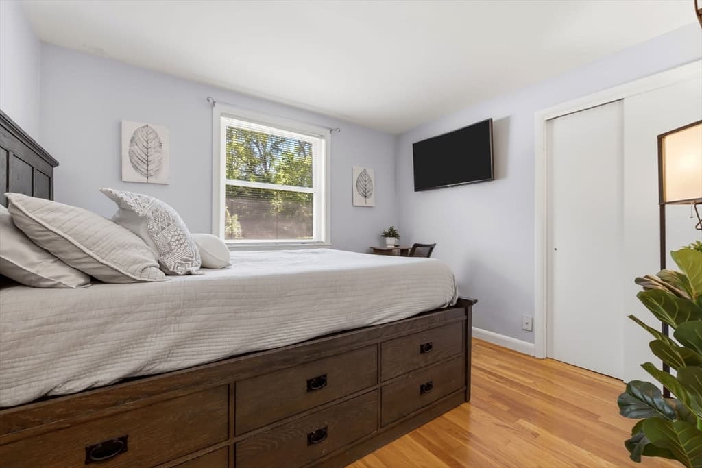 Single Family Residence at 542 Trapelo Rd, Waltham MA 02452, photo 25 of 42