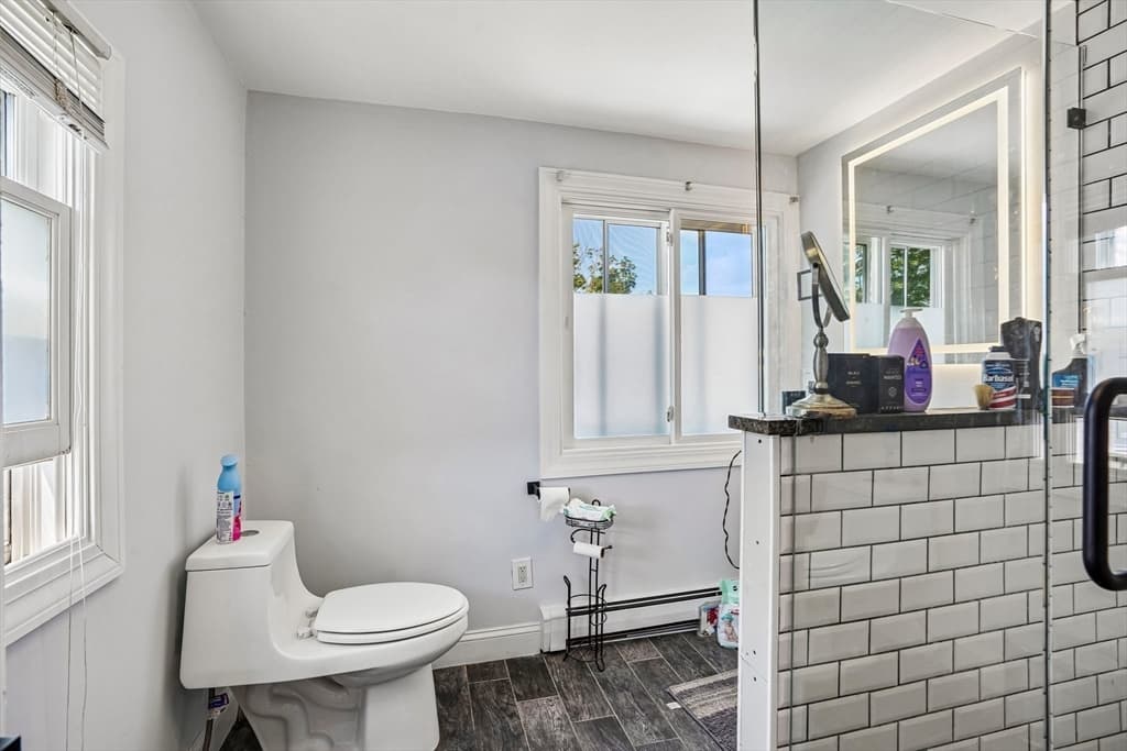 109 Broadsound Ave, Revere MA 02151 photo 17