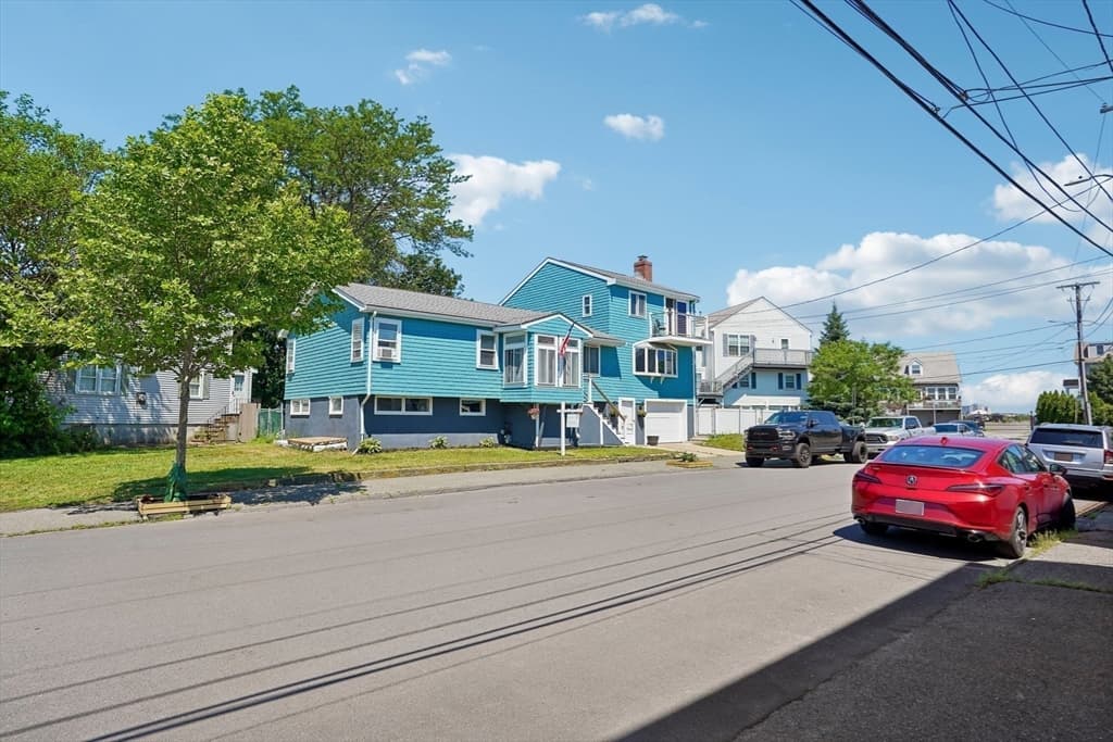 109 Broadsound Ave, Revere MA 02151 photo 5