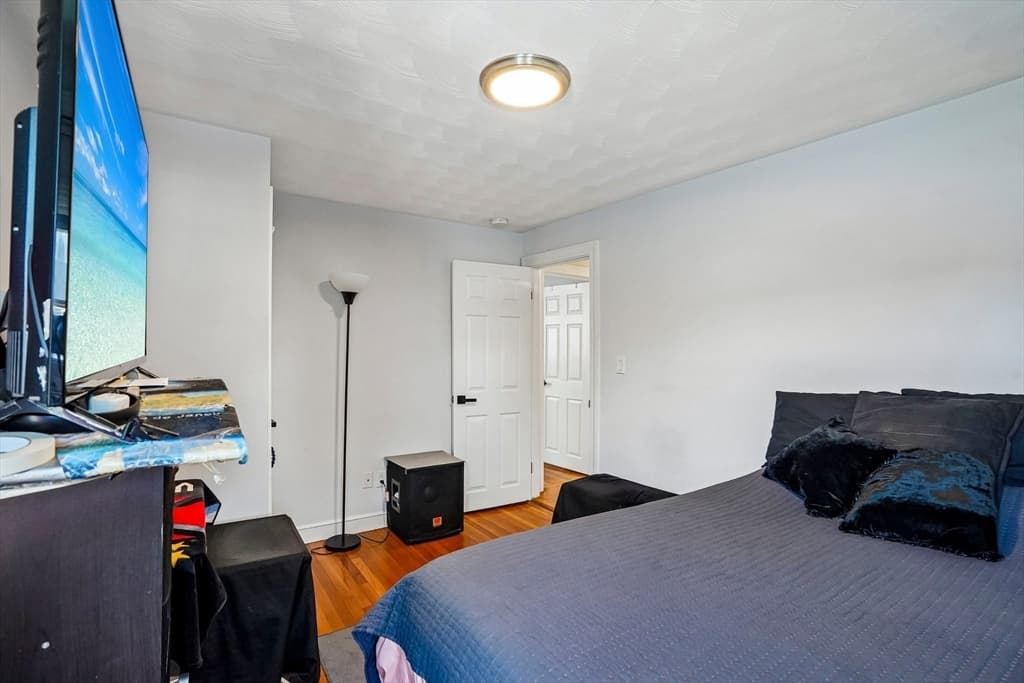 109 Broadsound Ave, Revere MA 02151 photo 34