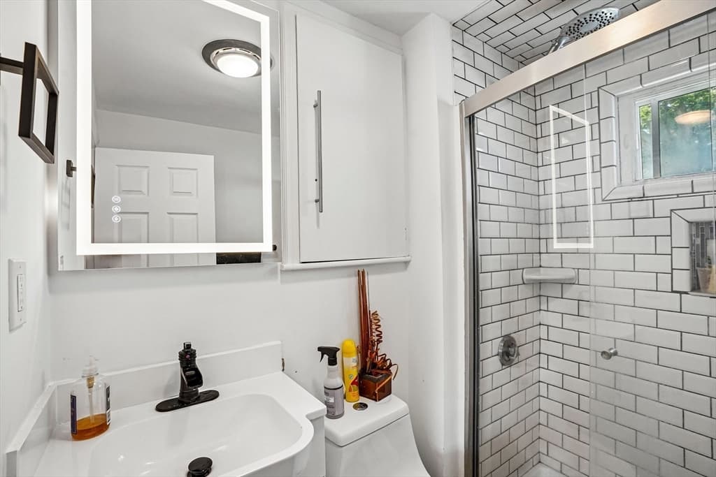 109 Broadsound Ave, Revere MA 02151 photo 38