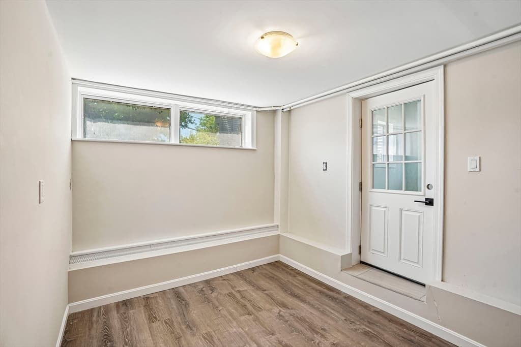 109 Broadsound Ave, Revere MA 02151 photo 31