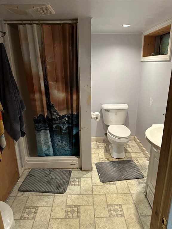 Single Family Residence at 8 Bishop St., Leominster MA 01453, photo 13 of 16