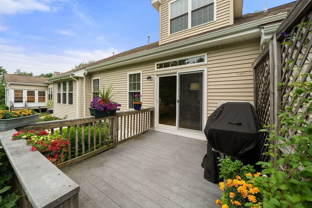 31 Stonebridge Dr # 31, Hanson MA 02341 photo 31