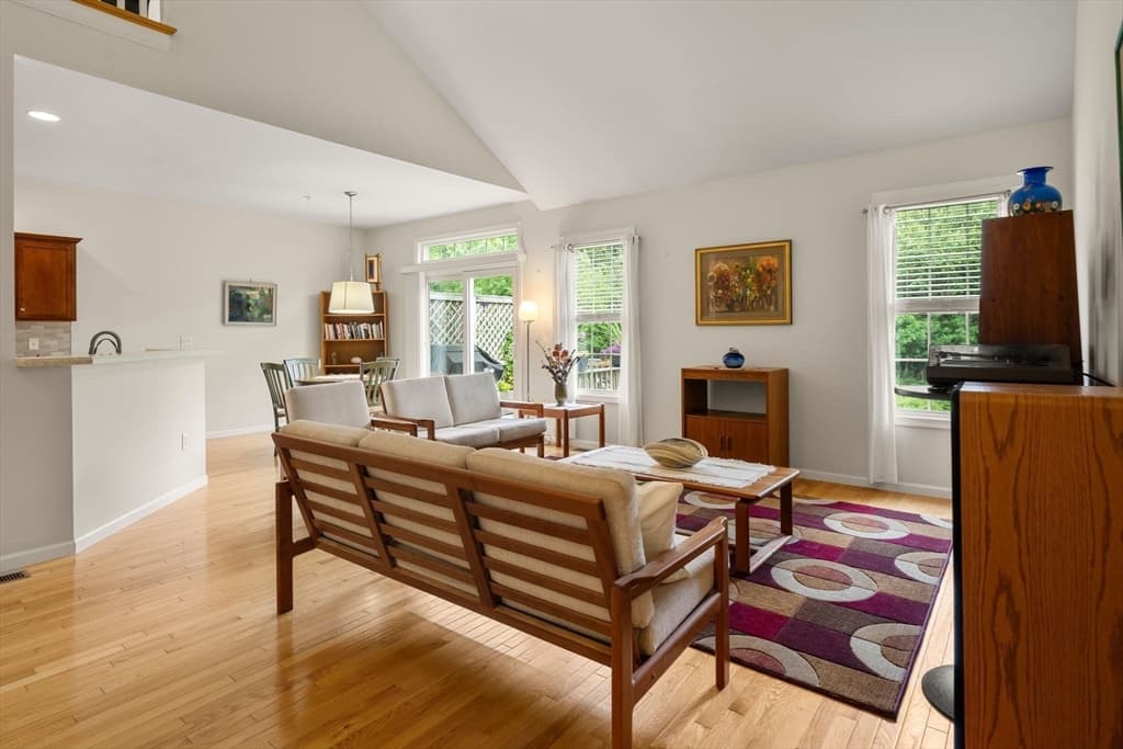 31 Stonebridge Dr # 31, Hanson MA 02341 photo 8