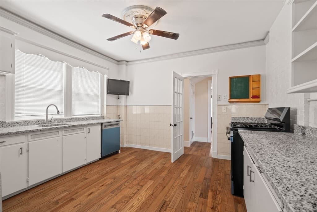 22 South Munroe Terrace, Boston MA 02122 photo 22