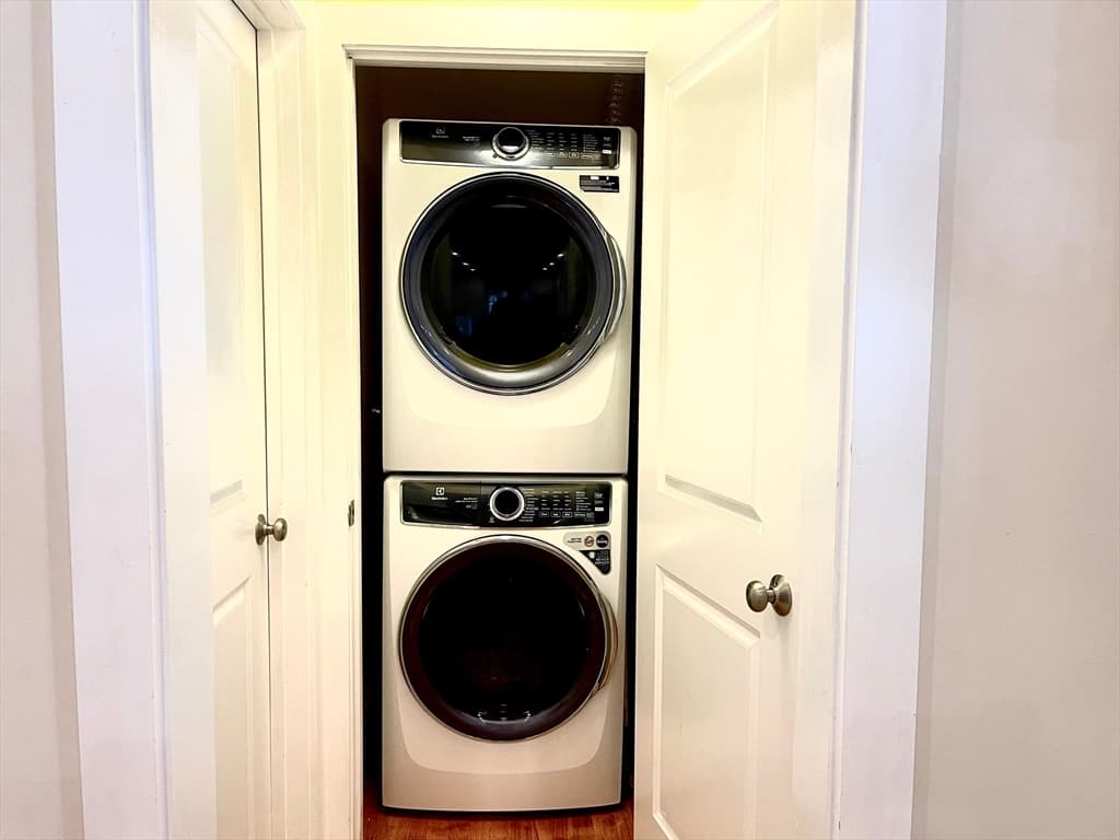 Condominium at 36 Oak St # 1, Somerville MA 02143, photo 20 of 28