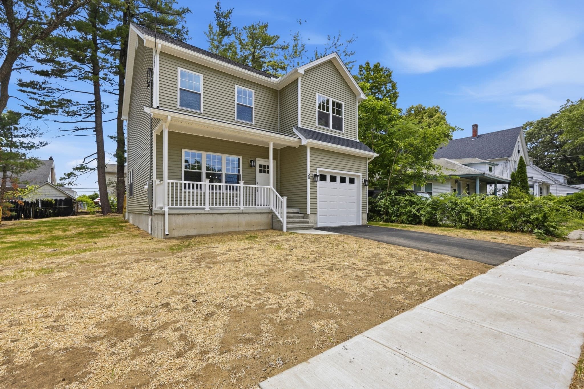 Single Family Residence at 30 Goldenrod, Springfield MA 01109, Springfield, photo 2 of 38