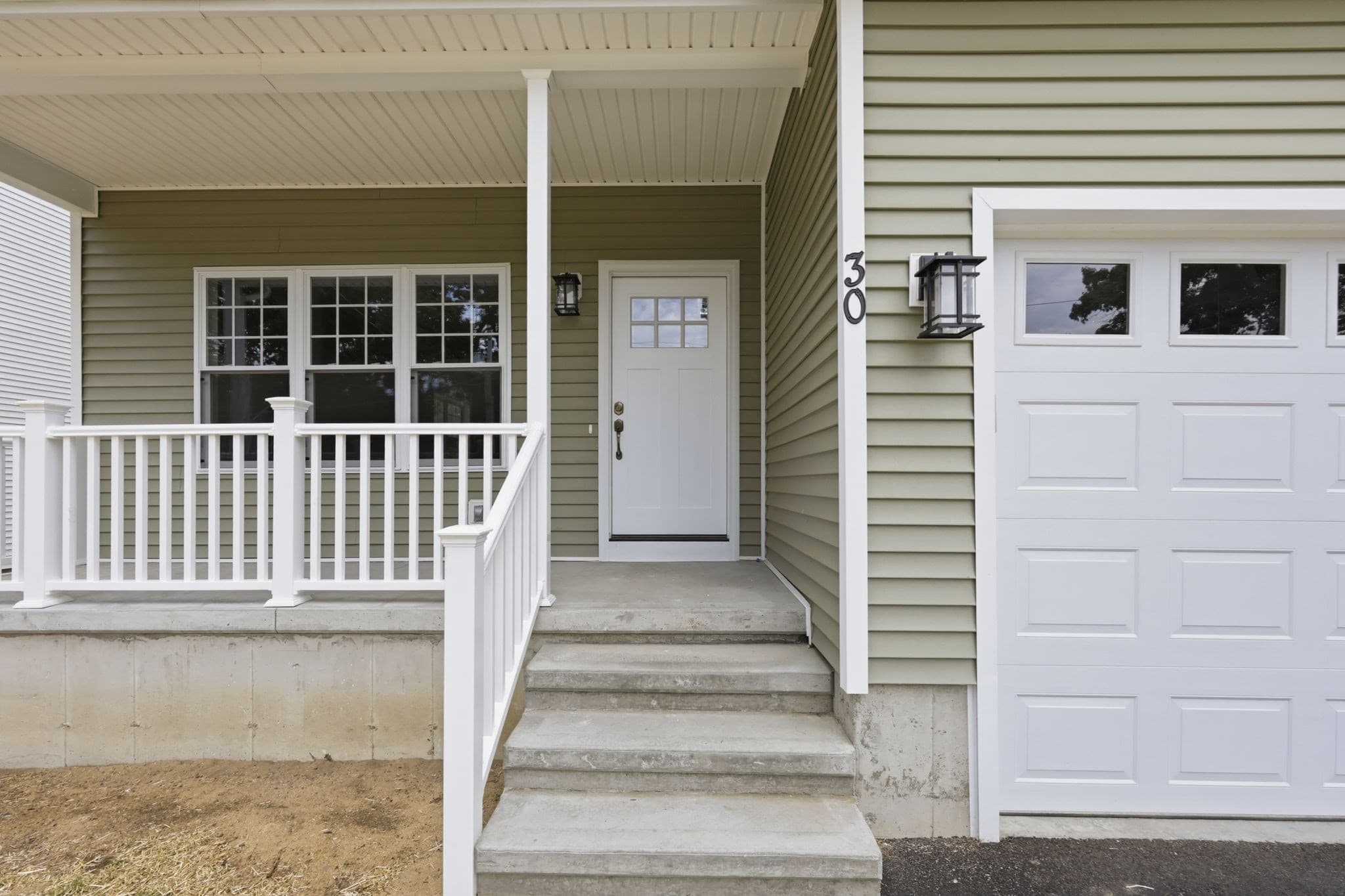 Single Family Residence at 30 Goldenrod, Springfield MA 01109, Springfield, photo 5 of 38