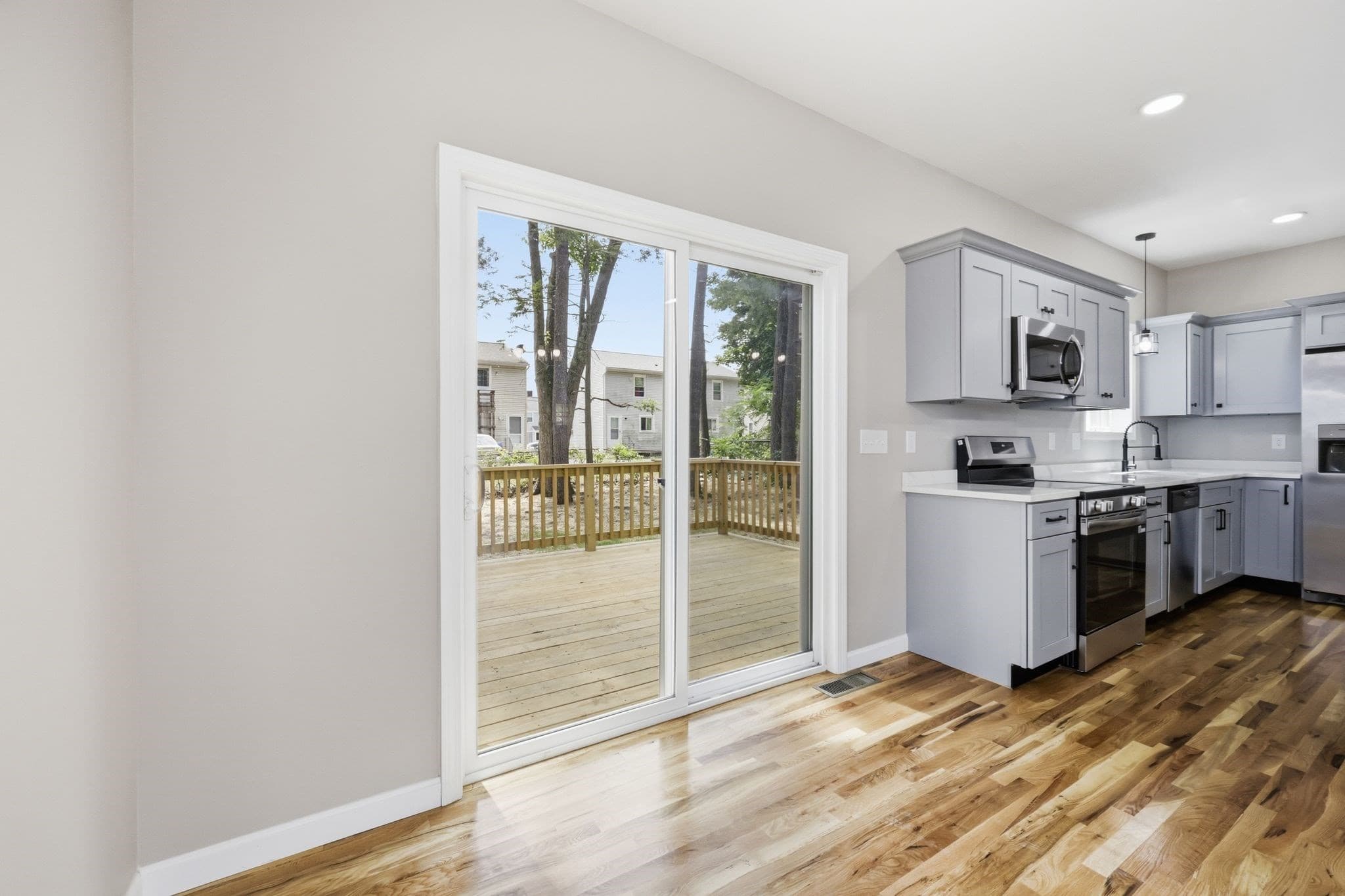 Single Family Residence at 30 Goldenrod, Springfield MA 01109, Springfield, photo 14 of 38