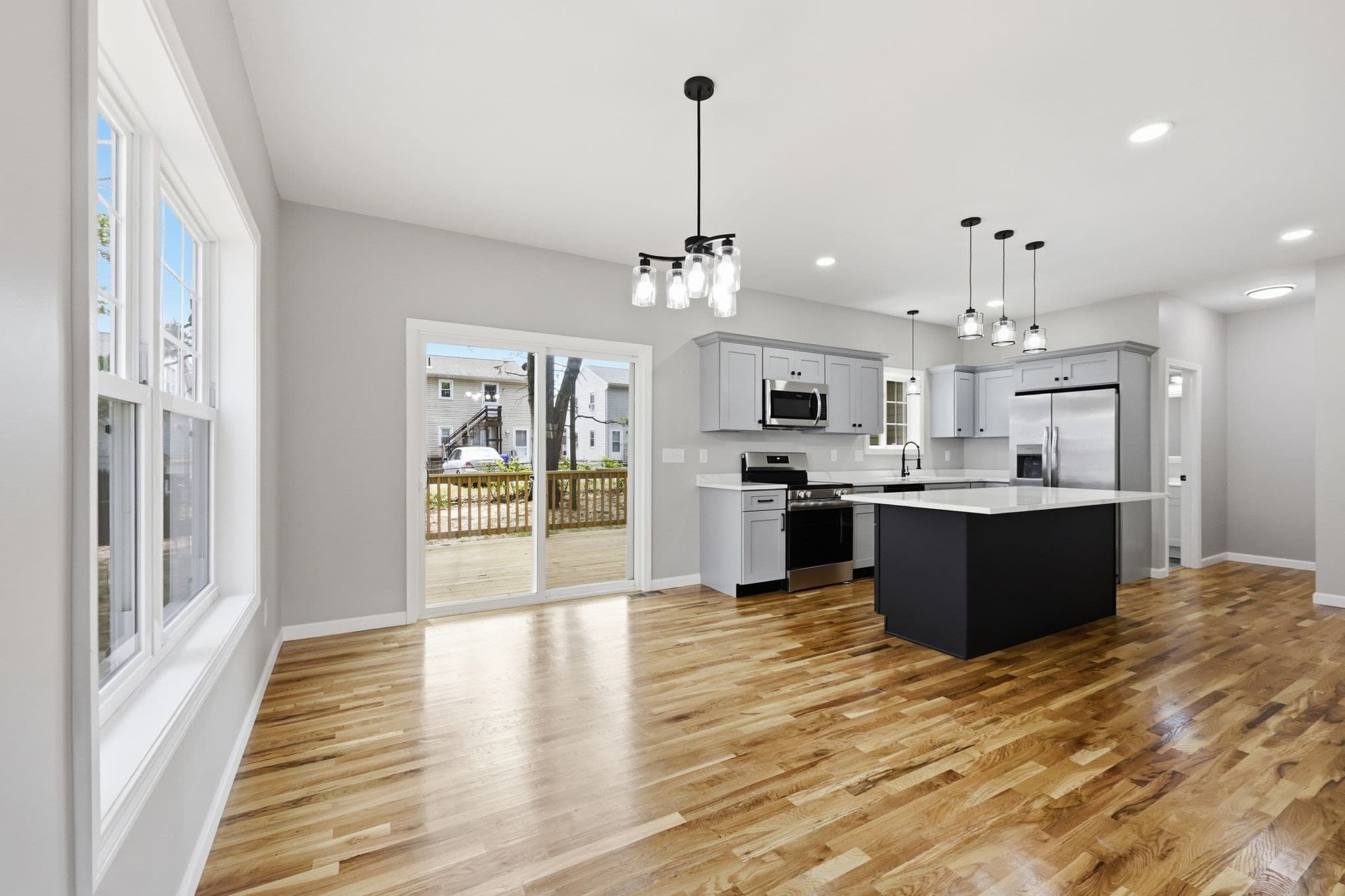 Single Family Residence at 30 Goldenrod, Springfield MA 01109, Springfield, photo 11 of 38