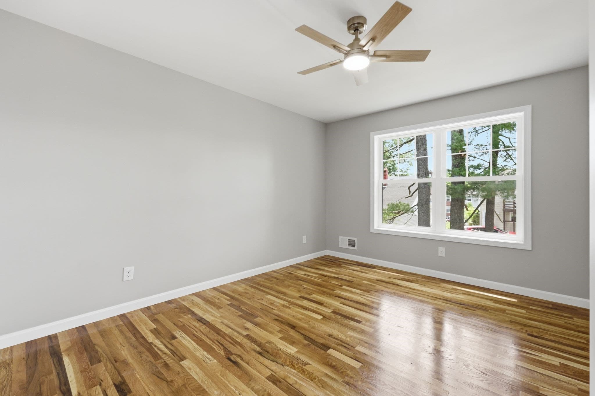 Single Family Residence at 30 Goldenrod, Springfield MA 01109, Springfield, photo 29 of 38